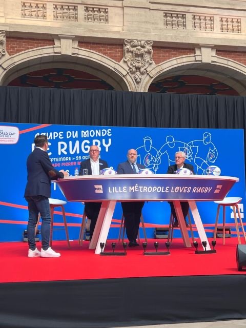 La table ronde J-100 « Lille Métropole Lover Rugby »